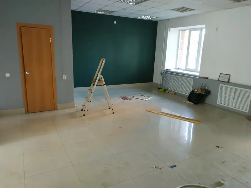Офис после демонтажа отделки